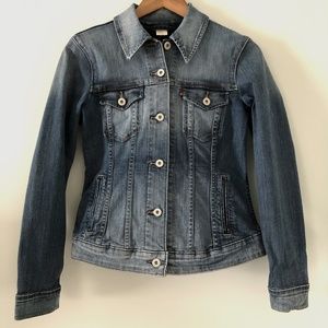Levi's Classic Trucker Jean Jacket Size M